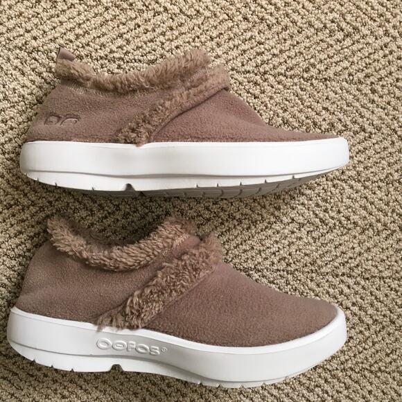 Oofos Women's OOcoozie Low Shoe - 8.5 - Picture 5 of 9